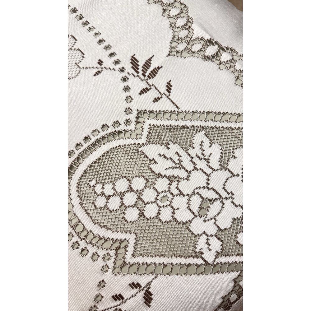 VTG 1973 NWT Madeira Embroidered 68 X 106 Brown Floral Tablecloth & 11 Napkins - Picture 5 of 10